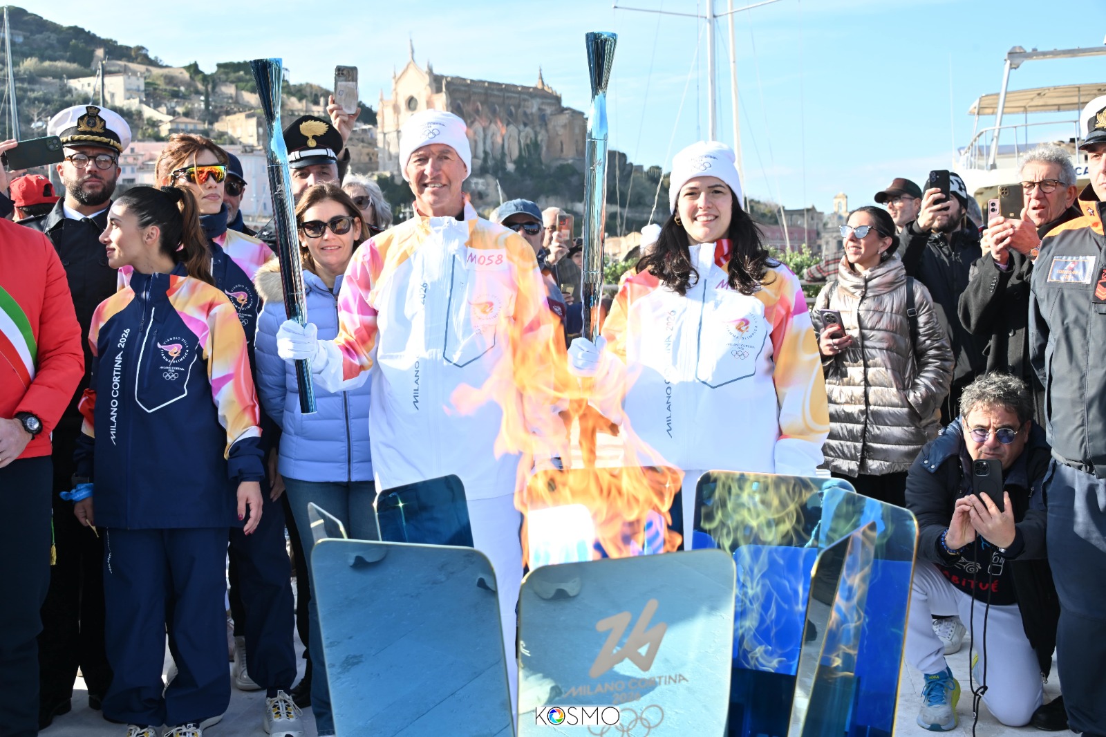 La Fiaccola Olimpica accende Gaeta: emozione e simboli tra mare e sport